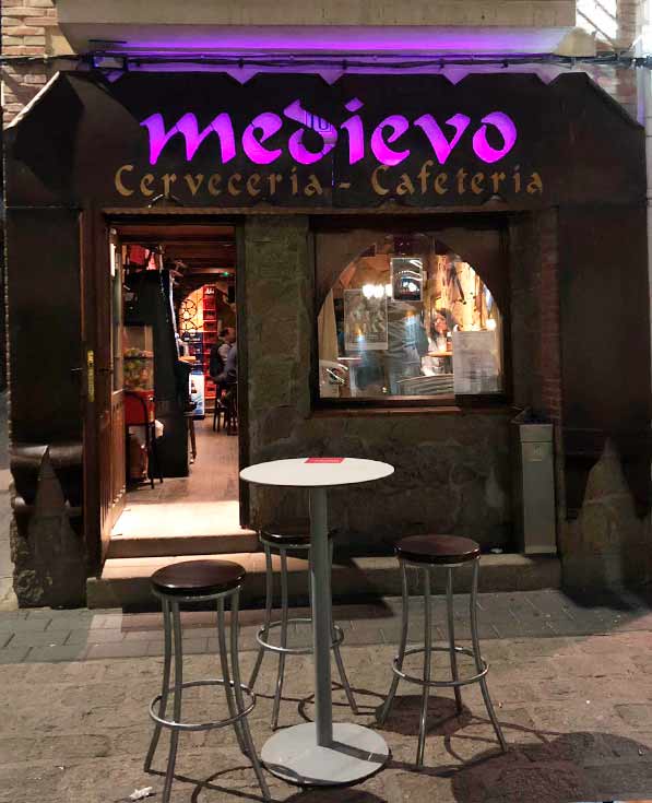 cerveceria medievo local 07 - Contacto